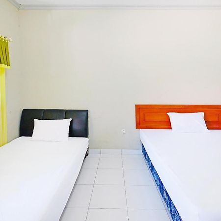 Collection O 91046 Hotel Remaja Indah Masamba Exteriör bild