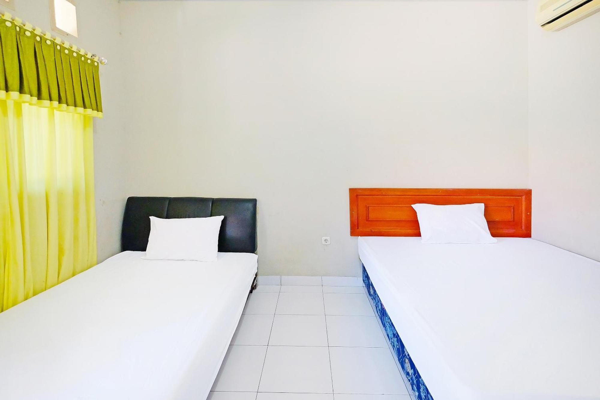 Collection O 91046 Hotel Remaja Indah Masamba Exteriör bild
